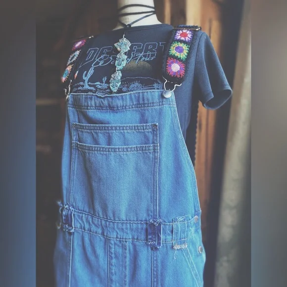 Not your Average Granny Square Overall - Picture 9 of 15